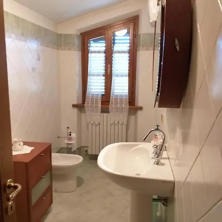 Mansarda Sulla Francigena Bed & Breakfast 2*