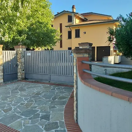 Bed & Breakfast Mansarda Sulla Francigena