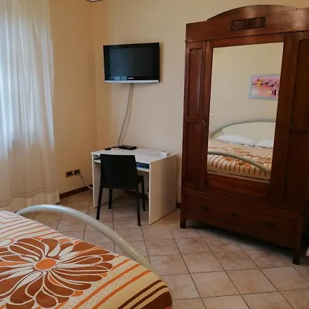 Mansarda Sulla Francigena Bed & Breakfast Altopascio