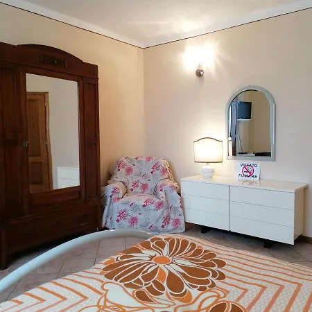 Bed & Breakfast Mansarda Sulla Francigena 2*